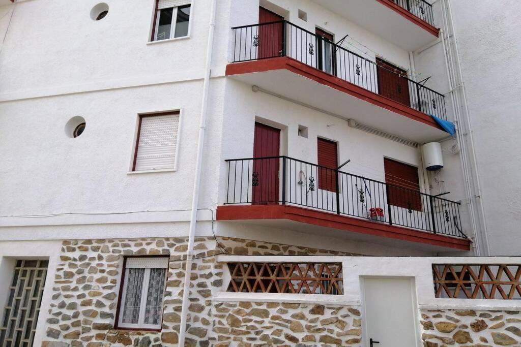 Piso En Primera Linea Con Wifi Y Vistas Al Mar Ло-Паган Екстер'єр фото