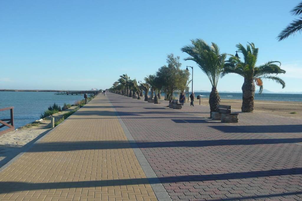 Piso En Primera Linea Con Wifi Y Vistas Al Mar Ло-Паган Екстер'єр фото